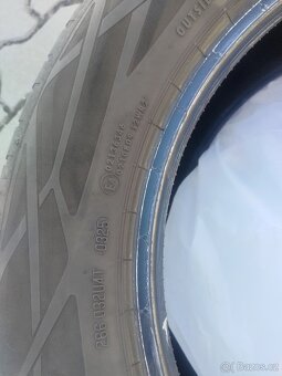 4ks Pneumatiky Continental EcoContact 6 Q 215/50 R18 - 10