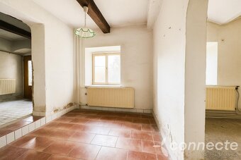 Pronájem skladovacích a provozních prostor  X m, s velkým po - 10