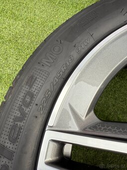 Originál alu kola Mercedes CLA R18 AMG letní - 10