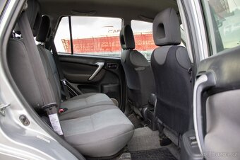 Toyota RAV4 2.0 D-4D - 10