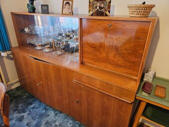 Retro/starožitný nábytek - 10