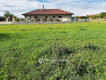 Prodej pozemky pro bydlení, 1 254 m2 - Hluboké Mašůvky - 10