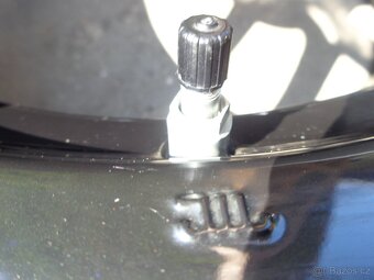 Alfa Romeo Stelvio nova letna sada kol s TPMS - 10
