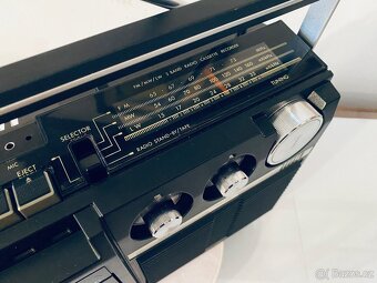 Radiomagnetofon JVC RC-222LE, rok 1978 - 10