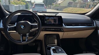 BMW X1 18i M-sport BMW Individual Grey, ČR, 1.maj. - 10