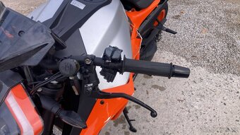 KTM 1290 Super Duke R - 10