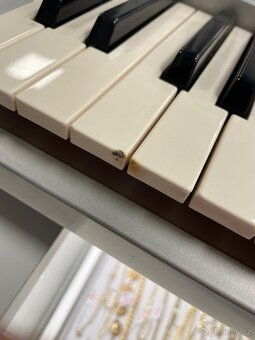 Klávesy Yamaha PSR S910 - 10