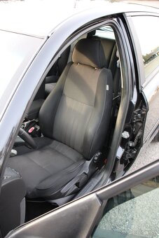 Alfa Romeo 147 1.6 Twin Spark - 10