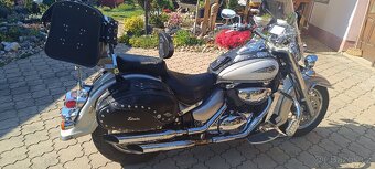 Suzuki VL 800 - 10