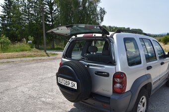 Jeep Cherokee 2.8 CRD 16V Limited A/T - 10