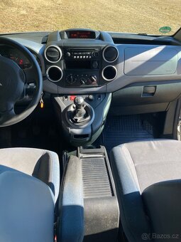 Berlingo 1,6 HDi 90 emotion Multispace - 10