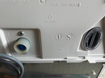 Pračka Indesit - 10
