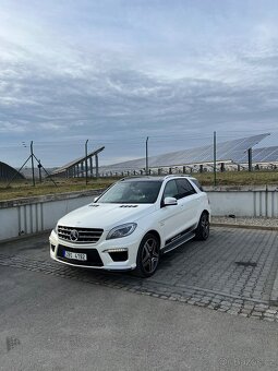 Mercedes-Benz ML 63 AMG 4M / DESIGNO / TOP VÝBAVA / CZ - 10