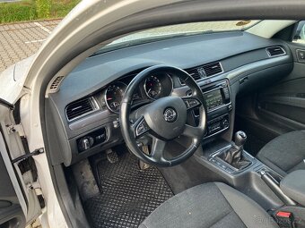 ŠKODA SUPERB II COMBI FACELIFT 2014 1.6Tdi 77Kw - 10