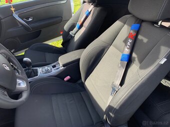 Renault Laguna Coupe 2.0 dCi, 110 kW - 10