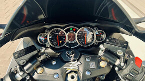 SUZUKI-GSX-1300RA-HAYABUSA-145KW-2015-1MAJ-4800KM-SERVIS-TOP - 10