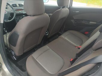 Fiat Bravo 1,4 16V 90k Dynamic (2008) - 10