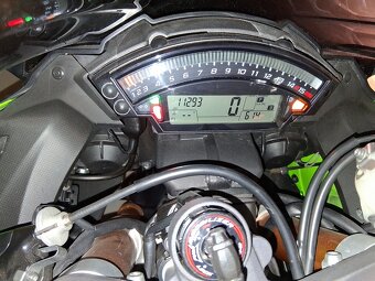 Kawasaki Ninja ZX - 10R - 10