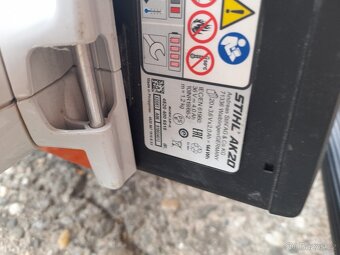 Aku set vysavač/foukač a nůžky Stihl - 10