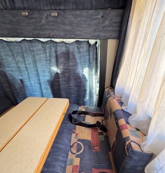 Obytné auto Fiat Ducato 2.3 jtd 81kw 6 míst - 10