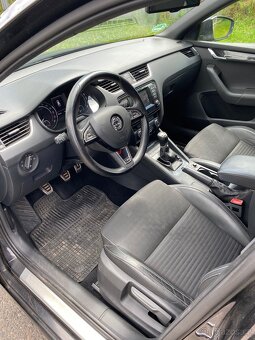 Škoda Octavia Kombi RS 2.0 TDI - 10