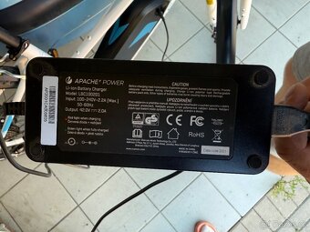 Elektrokolo APACHE Matta Tour E4 - 10