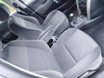 PEUGEOT 207 , 1,6i BENZIN 88 KW KLIMA,,, ZA 59000 KČ - 10