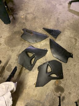 Prodám díly z motoru KTM LC4 620 (kompletní rozebraný motor) - 10