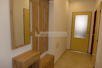 Prodej prostorného cihlového bytu 2+kk po kompletní rekonstr - 10