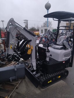 Minibagr Carter CT 10 diesel s yojstikami - 10