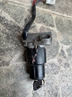 Yamaha XS 400 12 E -  díly - 10