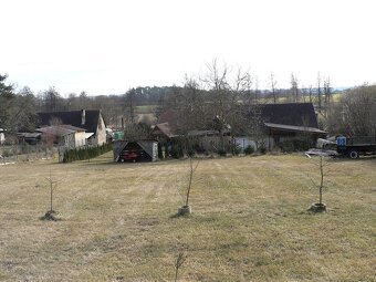 BEZDĚDOVICE - pozemek na RD - 10