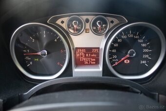 Ford Kuga 2.0 TDCi - 10