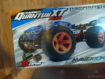 RC auto Maveric - 10