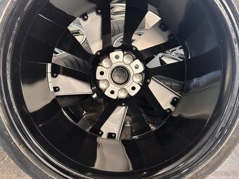 original Audi R21 E Tron GT RS 4J3601025J - 10