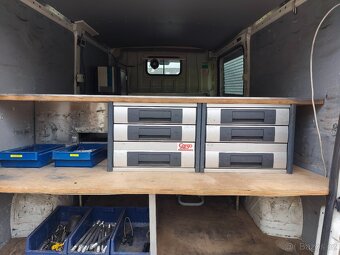 Servisní vůz s vestavbou CITROEN JUMPER - DÍLNA/KANCELÁŘ - 10