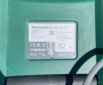 BOSCH AdvancedRotak 36V --TOP STAV--VYBAVENÍ NAVÍC - 10