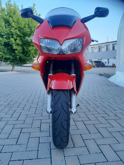 Prodám Honda VFR 800FI RC48 - 10
