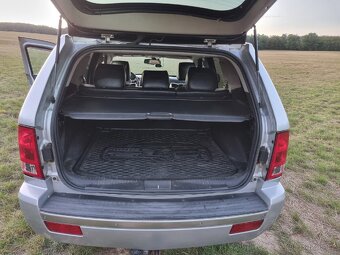 Prodam Jeep Grand Cherokee WH 3.0 crd Overland - 10