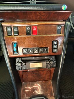 Mercedes-Benz 124, 100/5 - 10