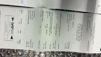 Canon EOS2000D + EF-S 18-55 mm f/3,5-5,6 + EF 75-300mm f/4-5 - 10