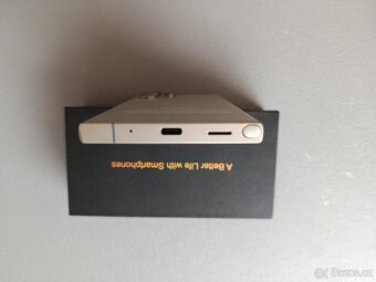 NOVÝ Telefon S24/S25 Design - PRODEJ NA NÁHRADNÍ DÍLY - 10