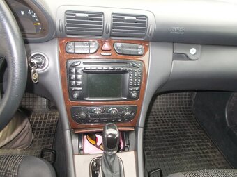 Mercedes Benz C, W203 270 cdi, model T - 10