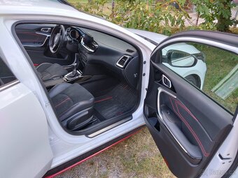 Kia ProCeed GT 1.6 T-GDI - 10