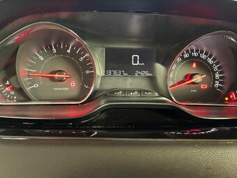 Peugeot 208 - max výbava - 10