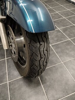 Suzuki Intruder VL 1500 - 10