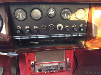 Jaguar MK2 - 10