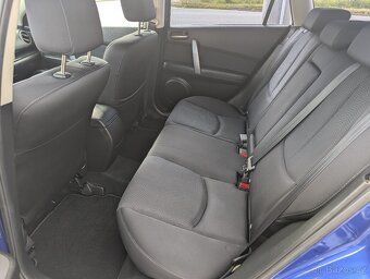 MAZDA 6 COMBI 1.8i 88kW EXCLUSIVE KRÁSNÝ STAV - 10