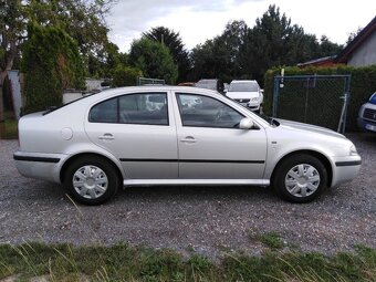ŠKODA OCTAVIA 1,6i NAJETO 139 ,KLIMATRONIC - 10
