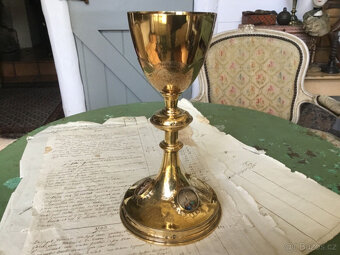 Velké starožitné francouzské kalichy z masivního stříbra, zl - 10